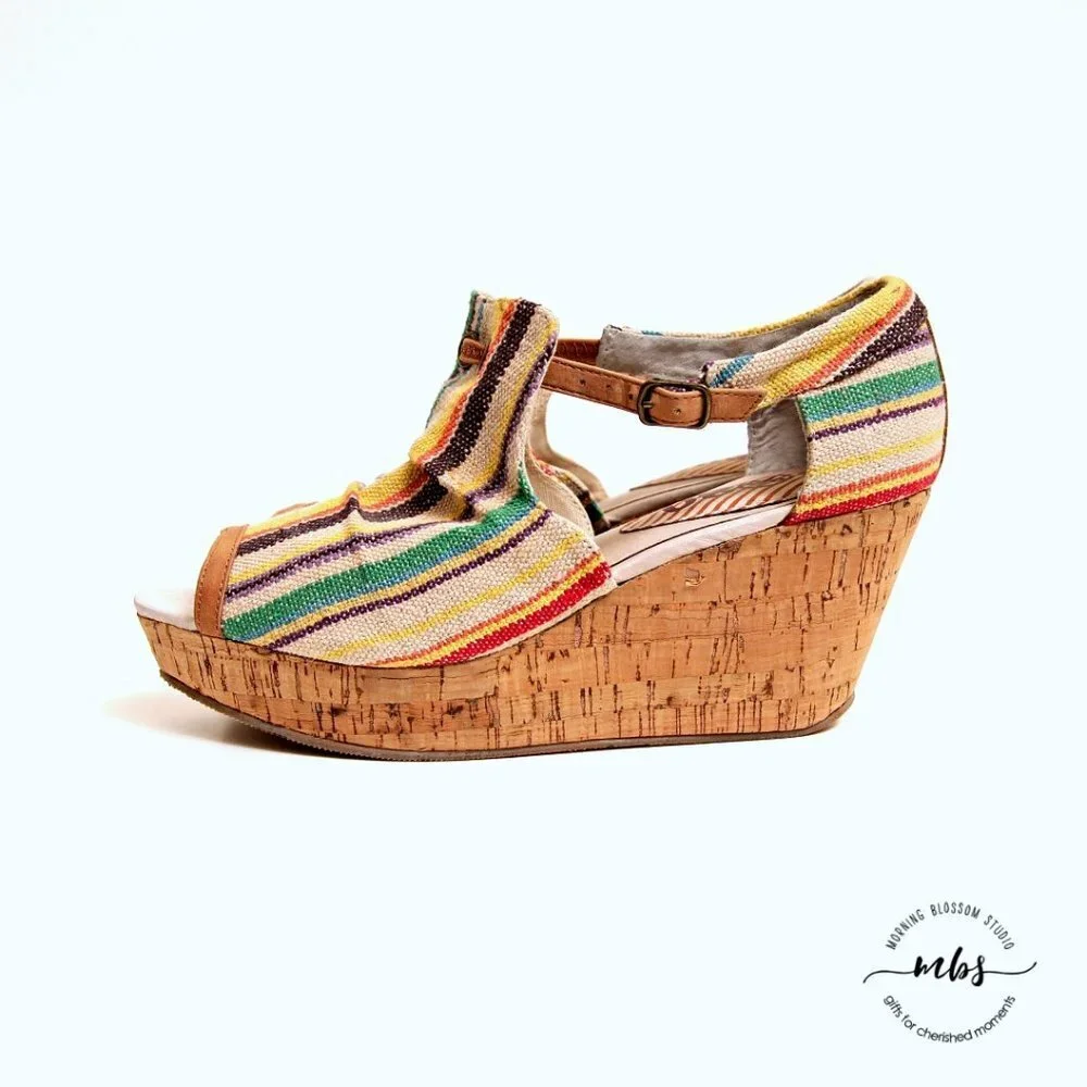 80%20 Muticolor Striped‎ Wedge Sandals Women Size 8